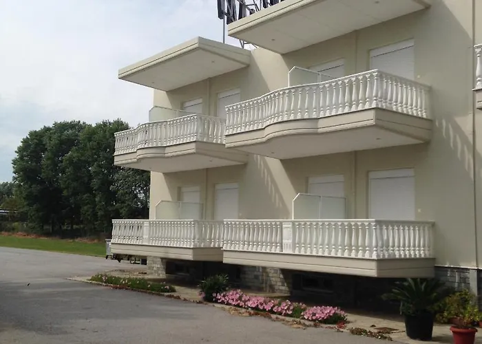 Akrogiali 2*