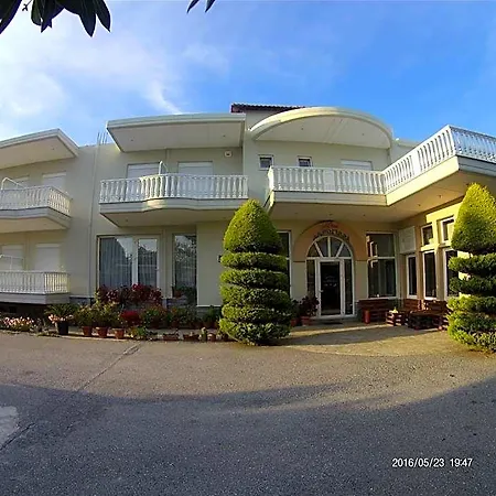 Hotel Akrogiali