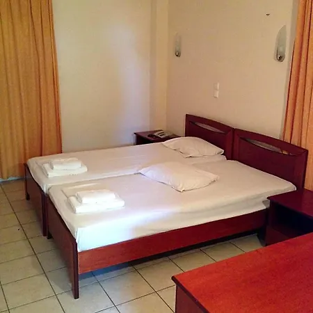 Akrogiali Hotel 2*