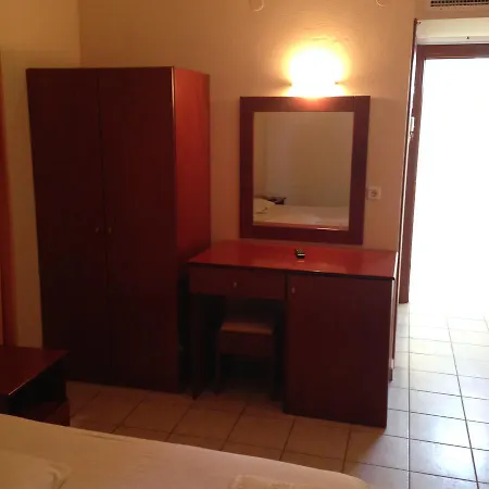 Akrogiali 2* Korinós