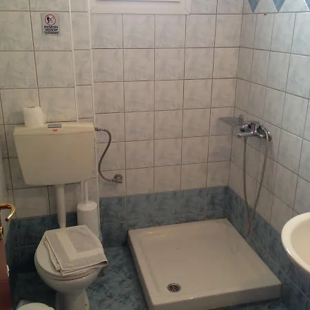 Akrogiali Hotel