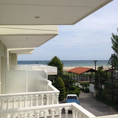 Akrogiali Hotel