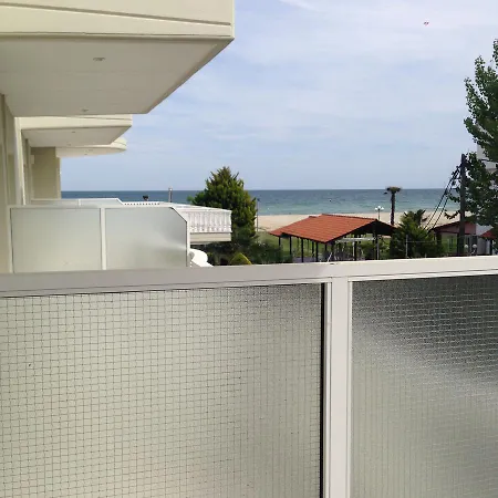 Akrogiali 2* Korinós