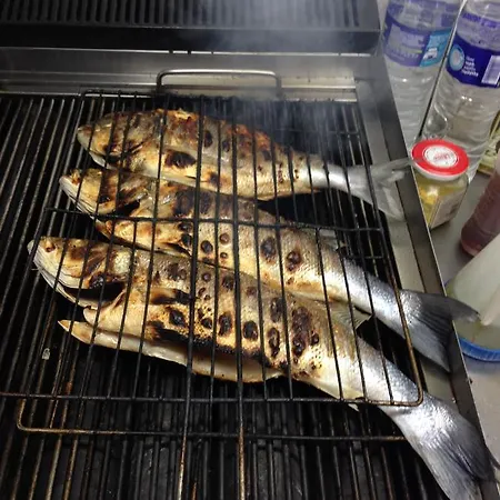 호텔 Akrogiali Korinós