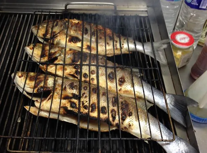 Hotel Akrogiali Korinós